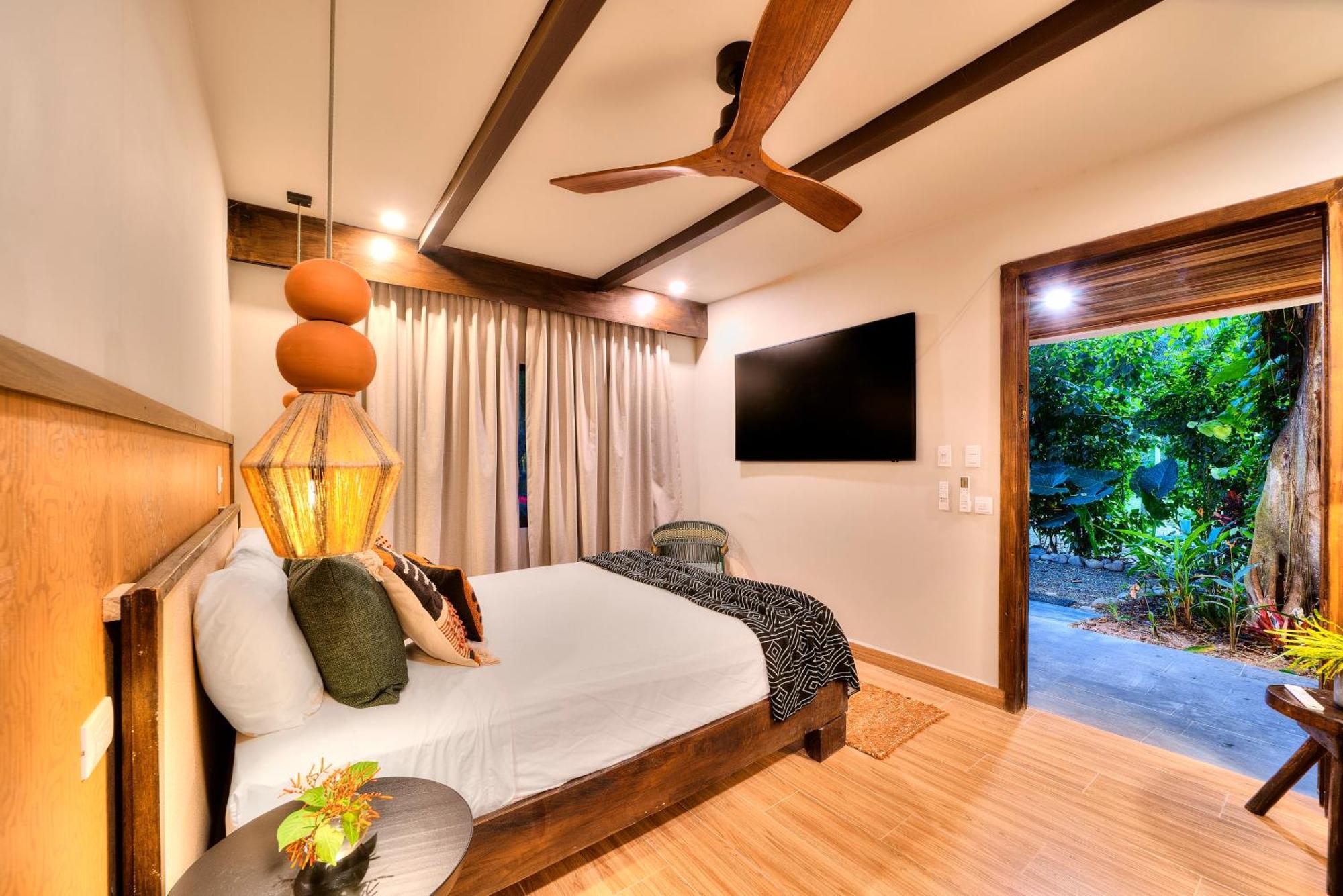 Conga Boutique Hotel Puerto Viejo de Talamanca Exteriér fotografie